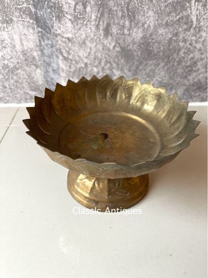พาน กลีบบัว ทองเหลืองโบราณ เก่าสะสมA4 รูปที่ 2