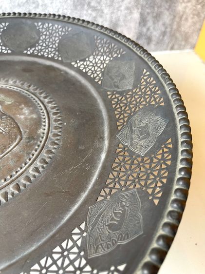 พาน ช้างทองเหลือง ขอบสลักลาย12นักษัตร เก่าโบราณสะสมA5 รูปที่ 11