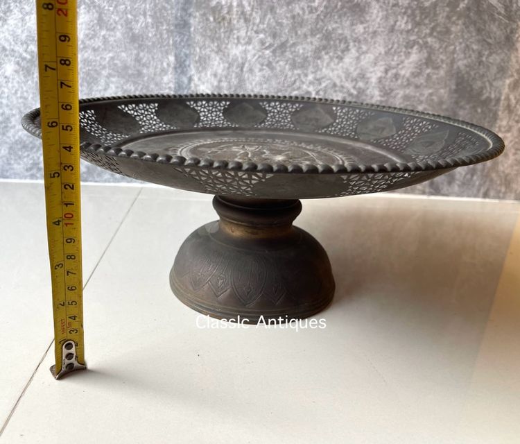 พาน ช้างทองเหลือง ขอบสลักลาย12นักษัตร เก่าโบราณสะสมA5 รูปที่ 18