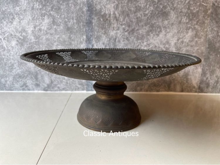 พาน ช้างทองเหลือง ขอบสลักลาย12นักษัตร เก่าโบราณสะสมA5 รูปที่ 3