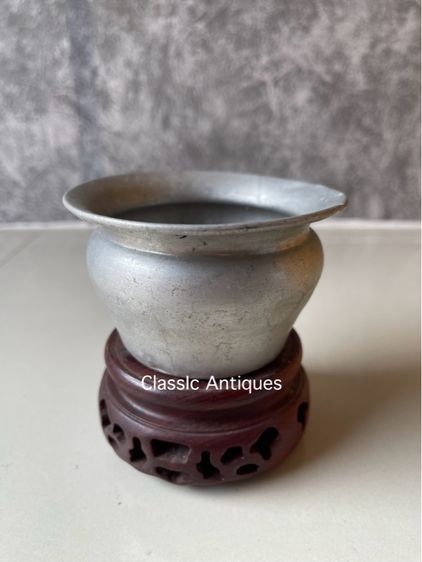 กระโถน อลูมิเนียมจิ๋ว โบราณ