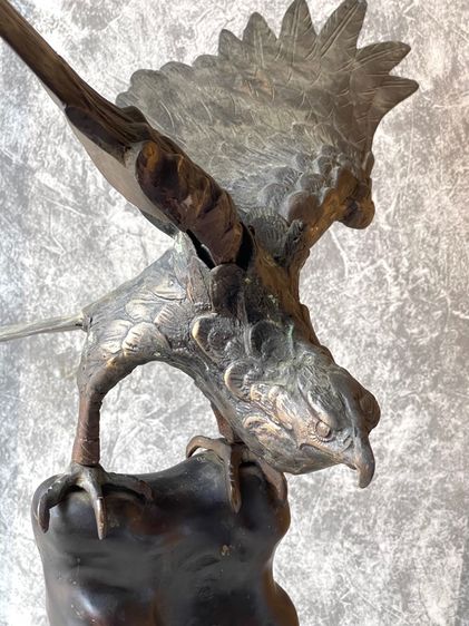 พญานกอินทรี ทองเหลือง ตัวใหญ่เก่าสะสม รูปที่ 14