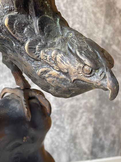 พญานกอินทรี ทองเหลือง ตัวใหญ่เก่าสะสม รูปที่ 3