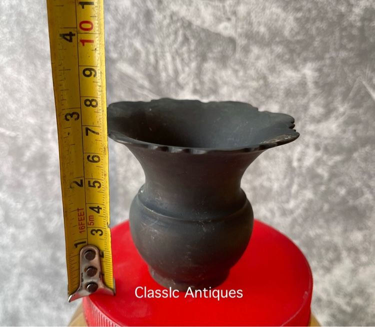 กระโถน ปากแตร ทองเหลืองโบราณ ใบจิ๋ว รูปที่ 11