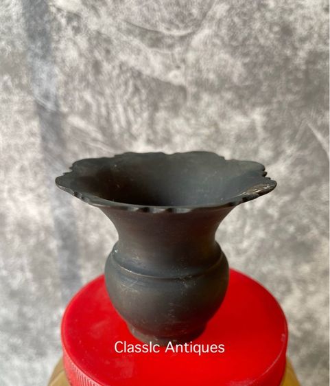 กระโถน ปากแตร ทองเหลืองโบราณ ใบจิ๋ว รูปที่ 8