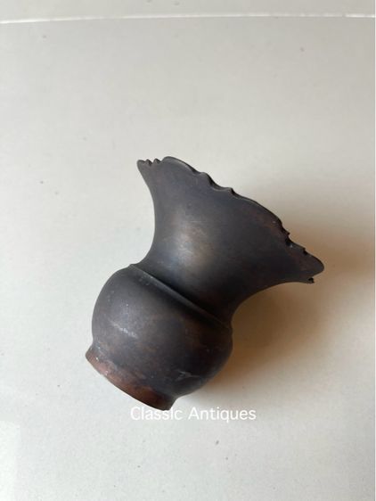 กระโถน ปากแตร ทองเหลืองโบราณ ใบจิ๋ว