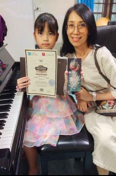 เรียนเปียโนกับครูหญิง จบเอกเปียโน เรียนสอบเกรด แข่งเปียโน สายไหม วงศกร หทัยราษฎร์ เพิ่มสิน ลำลูกกา เทพรักษ์ สะพานใหม่ คลอง4 คลอง5 คลอง6 คลองสามวา จตุโชติ นิมิตใหม่ รูปที่ 15