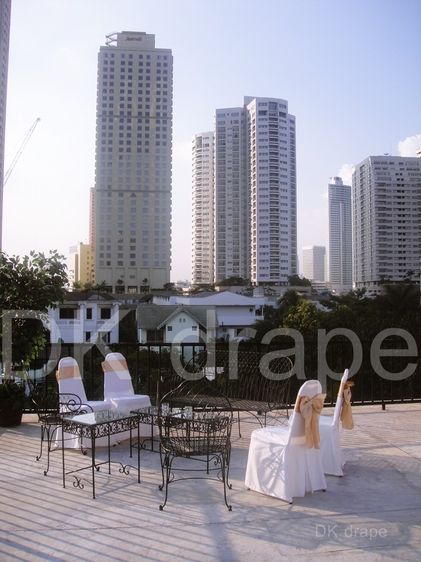 เช่าโต๊ะอาหาร ชุดโต๊ะจัดเลี้ยง เช่าผ้าคลุมเก้าอี้ เช่าผ้าคลุมโต๊ะ เช่าโบว์ผูกเก้าอี้ ผ้าท็อปหลากหลายสี