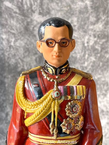 รูปปั้น ในหลวง ร.9 เซรามิก เก่าโบราณสะสมB1 รูปที่ 4