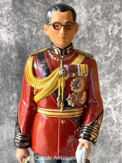 รูปปั้น ในหลวง ร.9 เซรามิก เก่าโบราณสะสมB1 รูปที่ 3