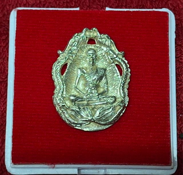หลวงพ่อคูณ ปี 2536 เนื้อเงิน รูปที่ 4