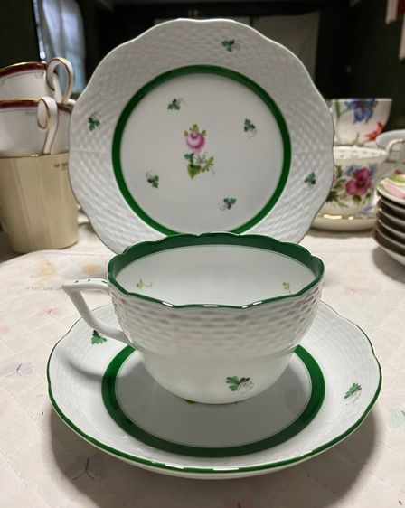 ชุดชา กาแฟ และ จานขนม Handpainted Herend Hungary 