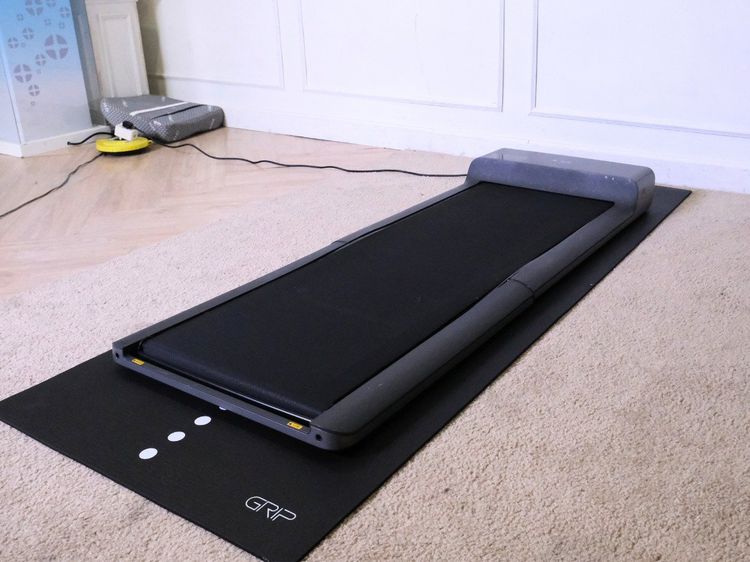 ลู่เดินวิ่งไฟฟ้า พับเก็บได้ มีรีโมทควบคุม