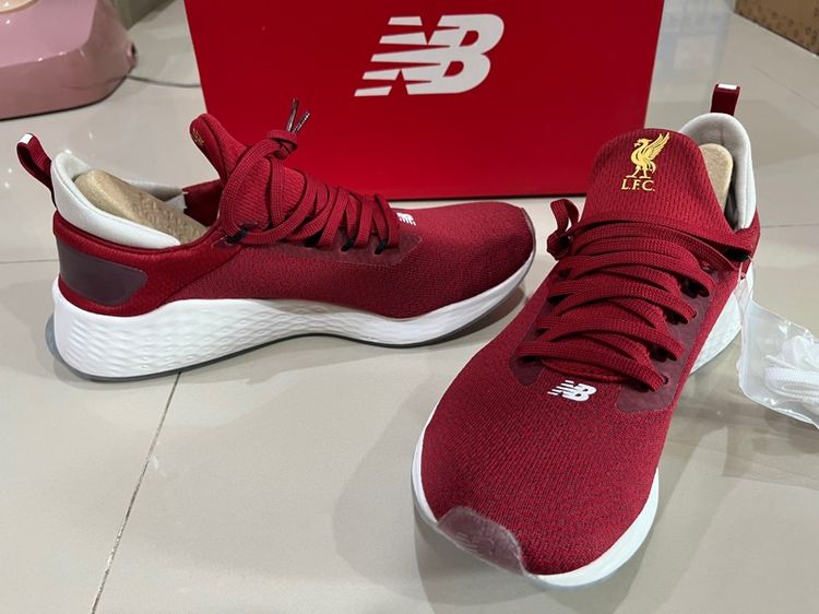 รองเท้า NB x LFC Fresh Foam LAZR รูปที่ 2