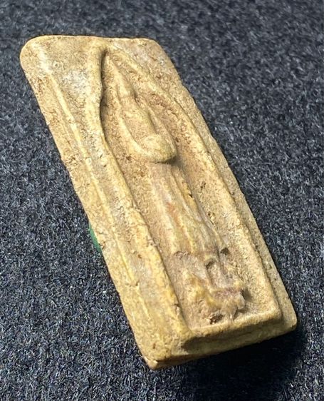 พระเนื้อผง พิมพ์ยืนอุ้มบาตรหลวงปู่ภู สร้างปี 2463  วัดอินทร์วิหารบางขุนพรหม   พิมพ์เหลี่ยมนิยม สวย  สมบูรณ์ ื   P 400 รูปที่ 5