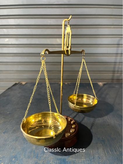 ตาชั่ง ทองเหลือง พร้อมลูกชั่ง สะสมA10 รูปที่ 2