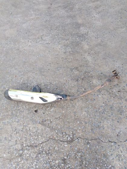 ท่อ มอเตอร์ไซค์ ท่อไอเสียเวฟ125​ไอ​ปลา​วาฬ​แท้​