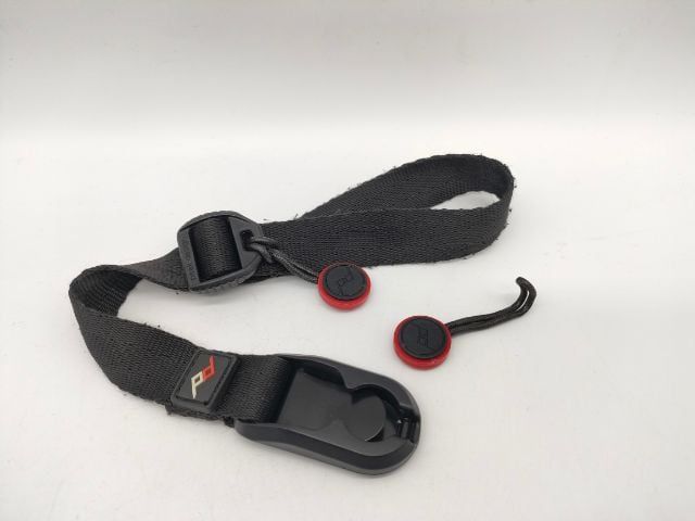 อื่นๆ สายคล้องมือ Peak Design 