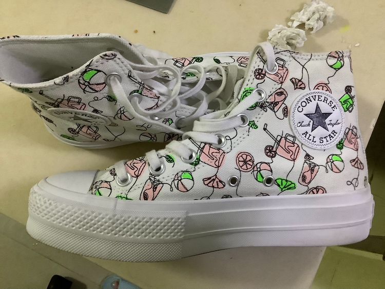 รองเท้า converse ของแท้ (ใช้ไป 1 ครั้งถ้วน) รูปที่ 3