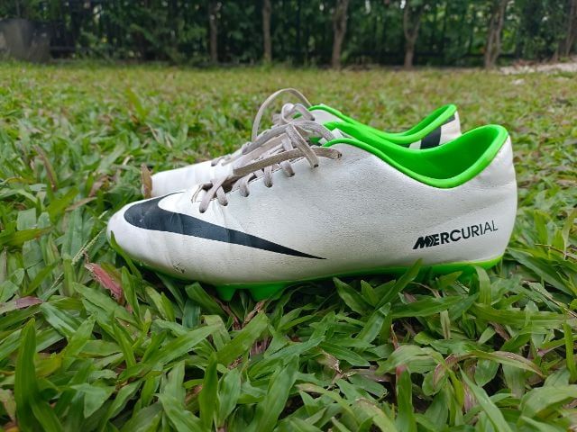 สตั้ด Nike Mercurial Vapor IX