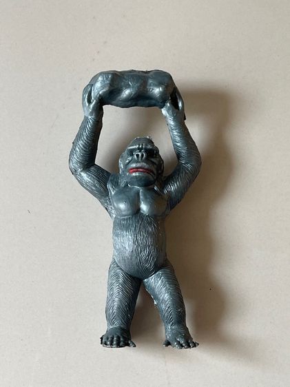 ตุ๊กตุ่น คิงคอง โบราณเก่าสะสม