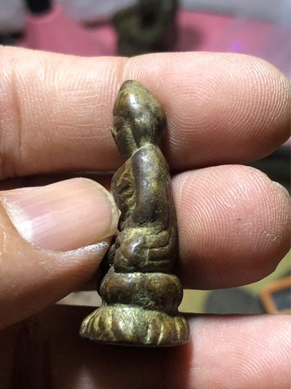 พระเก่ามากๆ สวยมากครับเนื้อโลหะเก่าใครดูเป็นคุมแน่นอนครับแท้ไม่รู้เลี่ยมอย่างดี รูปที่ 5