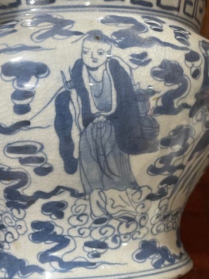 กระโถน ลายคราม ลายแปดเซียน เก่าสะสม รูปที่ 14