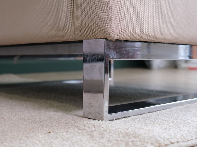 ชุดโซฟารับแขก 3+1+1 เบาะผ้า โครงไม้ ขาเหล็ก สีครีม รูปที่ 7