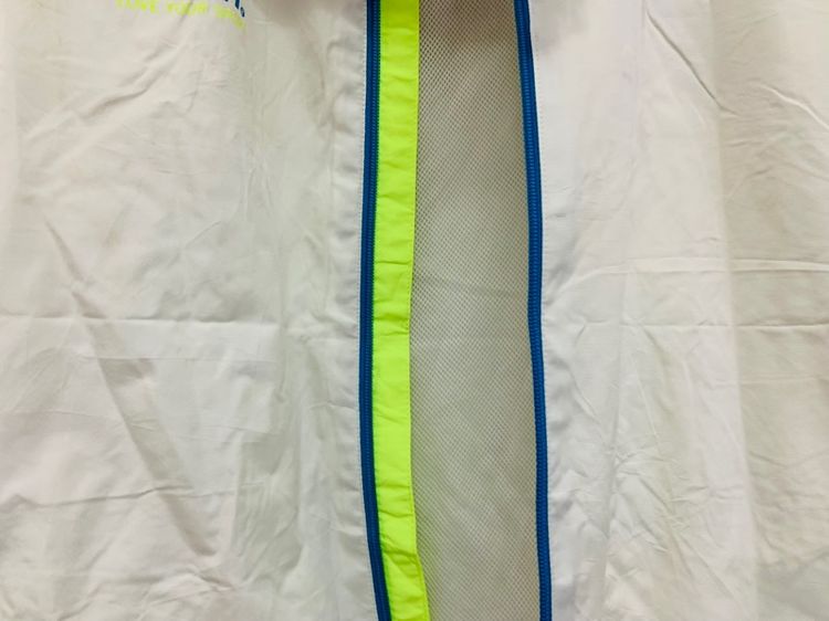 เสื้อแจ็คเก็ต REUSCH แท้ 💯 size L ขนาด อก 21.5 หน้ายาว 27 นิ้ว สภาพใหม่มาก ทรงสวย ดีเทลดี มีซัปใน ผ้าร่ม หายากน่าสะสมครับ รูปที่ 5