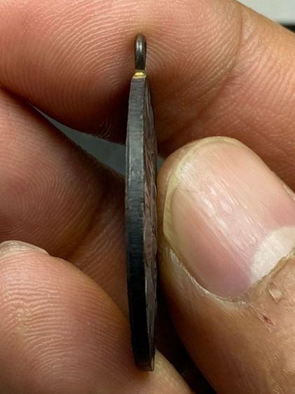 เหรียญหลวงพ่อจาด บัวคว่ำ ลงยาหน้ากากทอง รูปที่ 3