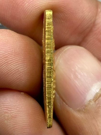 เหรียญแสตมป์ปรก รูปที่ 3