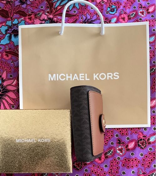 กระเป๋าสตางค์ MICHAEL KORS  รุ่น Mercer  รูปที่ 10