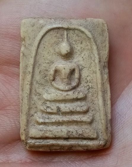 พระสมเด็จ ผ่านการใช้ รูปที่ 2