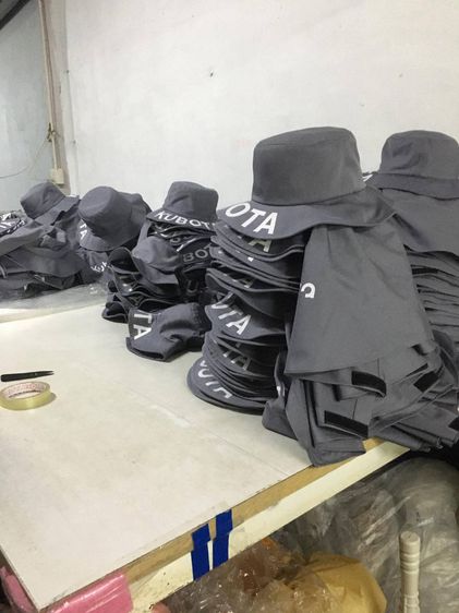 รับผลิตหมวกกันแดด หมวกกันUV หมวกบักเก็ต หมวกเดินป่า หมวกคลุมหน้ากันแดด หมวกตั้งแคมป์ หมวกชาวสวน หมวกกลางแจ้ง จากโรงงานไทย อุดหนุนคนไทยกันค่ะ รูปที่ 2