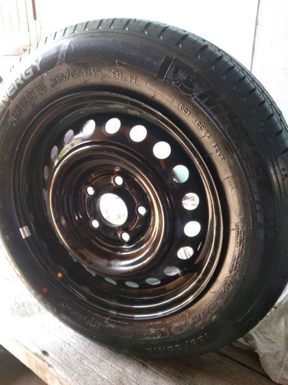 ยาง รถยนต์