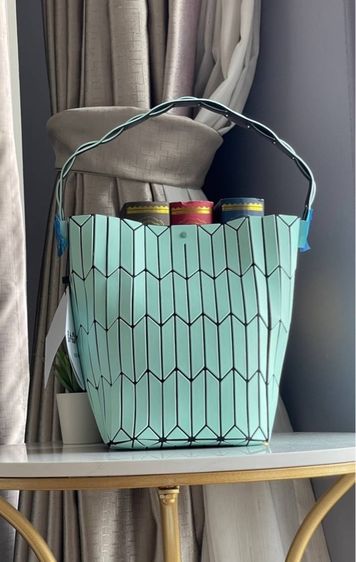 BAO BAO Bucket Bag ( 2 ขนาด ) รูปที่ 9