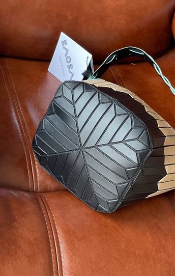 BAO BAO Bucket Bag ( 2 ขนาด ) รูปที่ 10