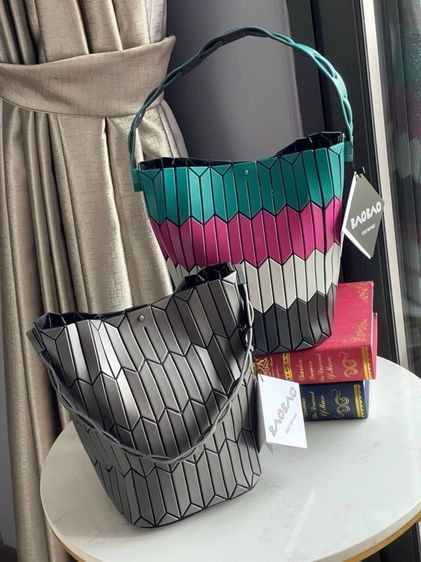 BAO BAO Bucket Bag ( 2 ขนาด ) รูปที่ 15