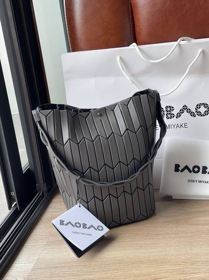 BAO BAO Bucket Bag ( 2 ขนาด ) รูปที่ 8