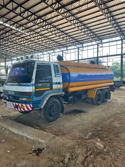 รถบรรทุก 10 ล้อ มือ 2 พร้อมแทงค์บรรจุของเหลว สภาพดี รูปที่ 8