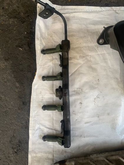 Toyota Altis ปี 03 เครื่อง zz อุปกรณ์ข้างเครื่อง ทุกชนิด สนใจสอบถามเพิ่มเติมได้ครับ รูปที่ 8