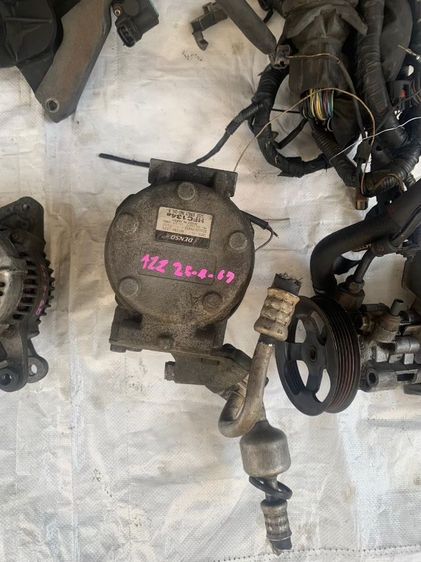 Toyota Altis ปี 03 เครื่อง zz อุปกรณ์ข้างเครื่อง ทุกชนิด สนใจสอบถามเพิ่มเติมได้ครับ รูปที่ 3