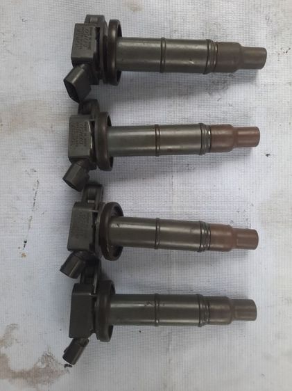 Toyota Camry acv30 รุ่นผู้นำ อุปกรณ์ข้างเครื่อง ไดชาร์จ คอมแอร์ ปั๊มเพาเวอร์ คอยล์หัวเทียน สอบถามเพิ่มเติมได้ครับ รูปที่ 8