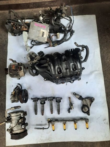 Toyota Camry acv30 รุ่นผู้นำ อุปกรณ์ข้างเครื่อง ไดชาร์จ คอมแอร์ ปั๊มเพาเวอร์ คอยล์หัวเทียน สอบถามเพิ่มเติมได้ครับ รูปที่ 12