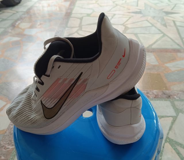 ขายถูก รองเท้า Nike ของแท้ สภาพสวย 42.5 270cm โละ หลายคู่ รูปที่ 6