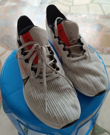 ขายถูก รองเท้า Nike ของแท้ สภาพสวย 42.5 270cm โละ หลายคู่ รูปที่ 4
