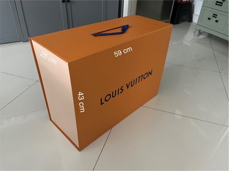 กล่องกระดาษแม่เหล็ก Louis Vuitton แท้ ขนาดใหญ่ รูปที่ 8