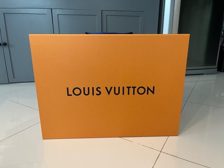 กล่องกระดาษแม่เหล็ก Louis Vuitton แท้ ขนาดใหญ่ รูปที่ 3