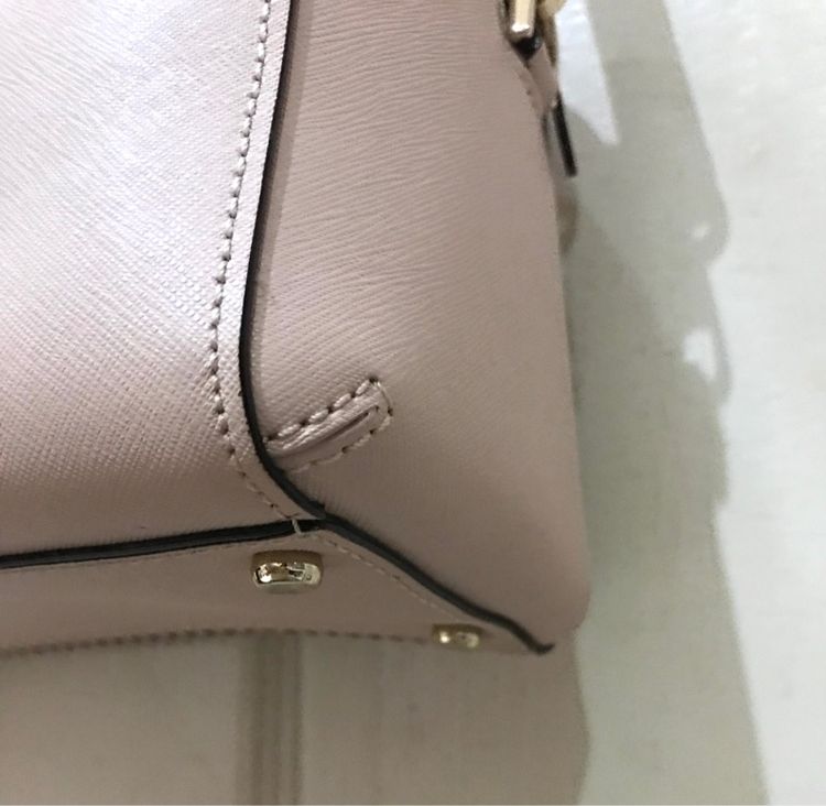 ลดราคา กระเป๋าสะพาย สตรี Kate Spade แท้ มือสอง สภาพดี รูปที่ 11