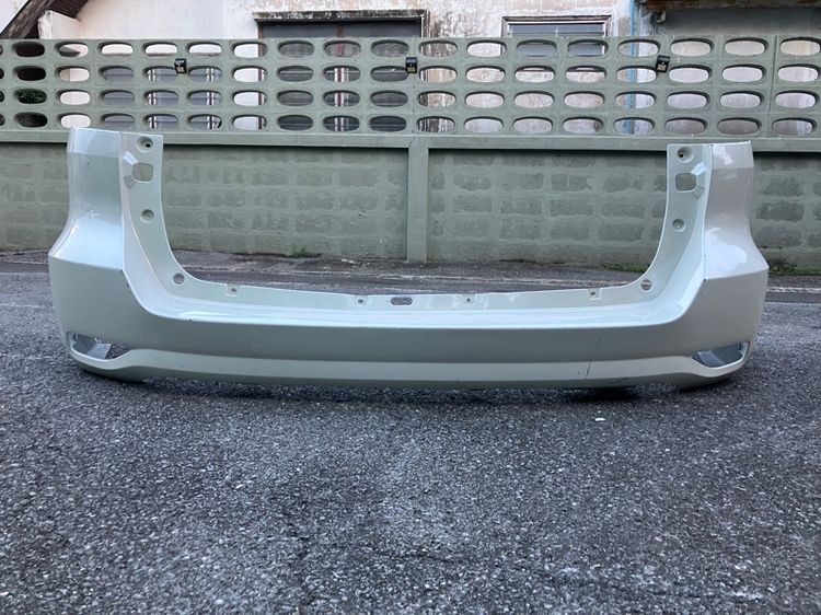 กันชนหน้า หลัง Toyota Fortuner รุ่น TRD 2015 2016 2017 2018 2019 2020 ของแท้มือสอง รูปที่ 13